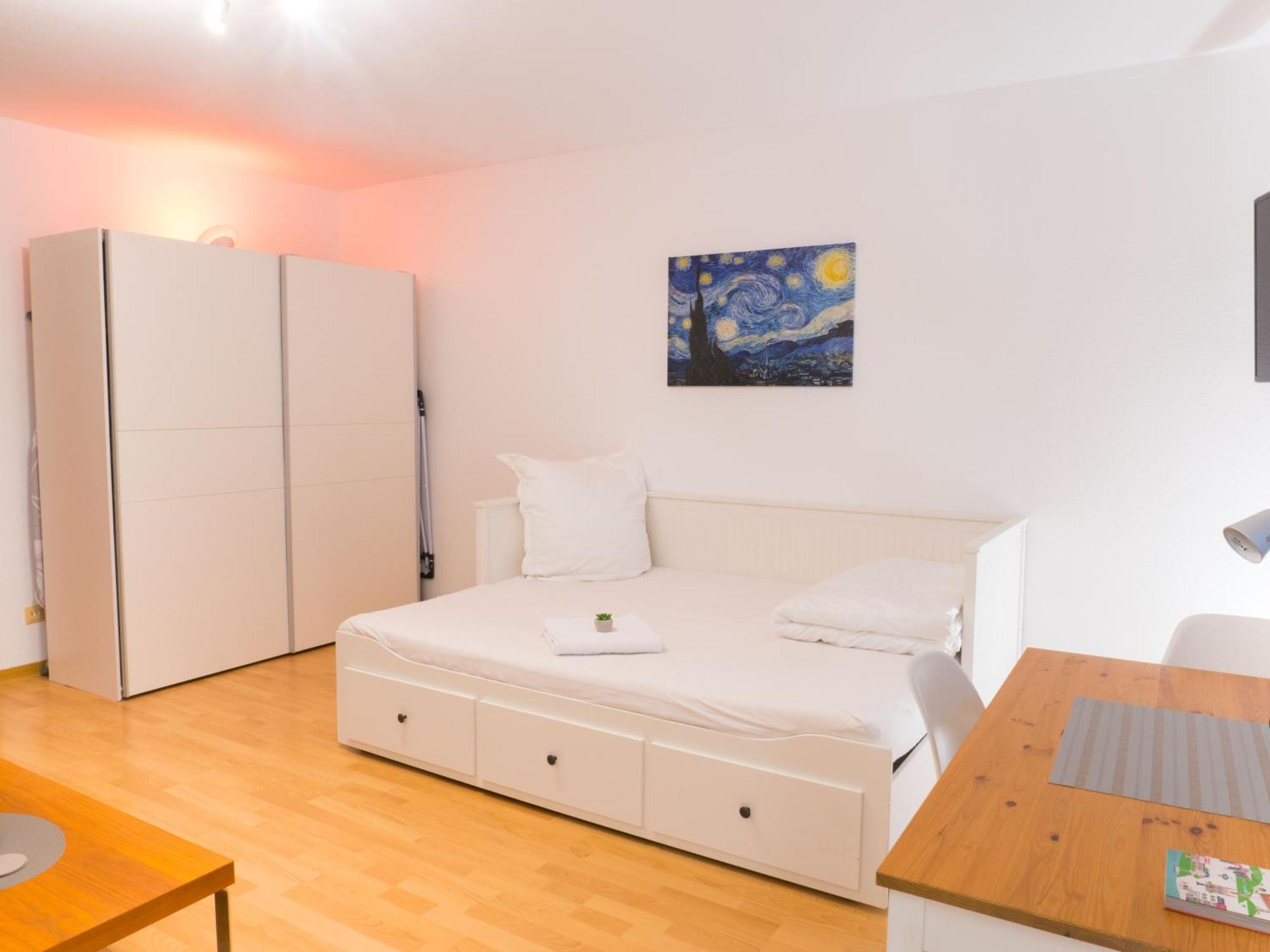 1 * Wiesbaden